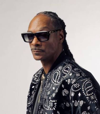 Snoop Dogg portrait in a paisley jacket